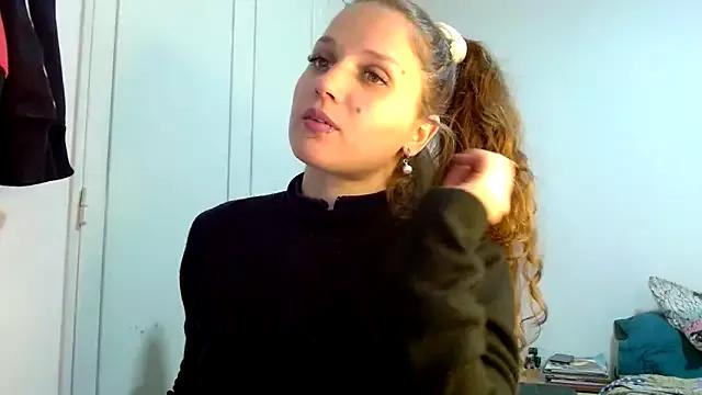 galaxiaa23 on StripChat 