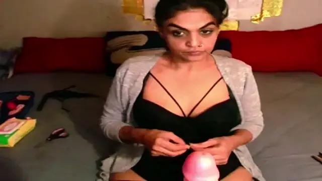 Indian_Blaze00 on StripChat 