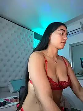 ZarahEvans on StripChat 